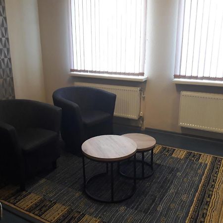 Town Center Studio Apartment 다우가프필스 외부 사진