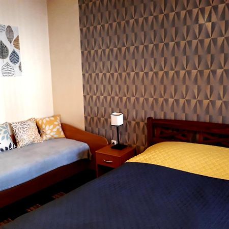 Town Center Studio Apartment 다우가프필스 외부 사진