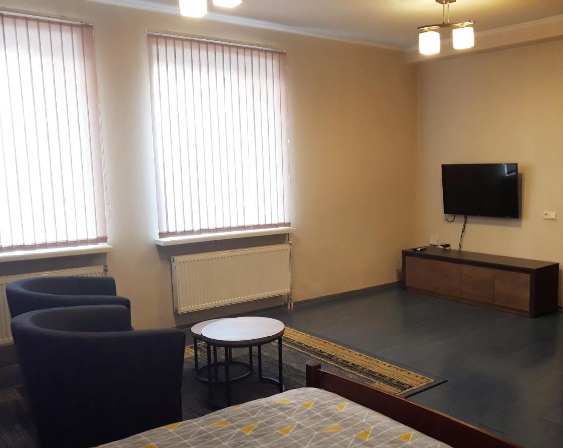 Town Center Studio Apartment 다우가프필스 외부 사진